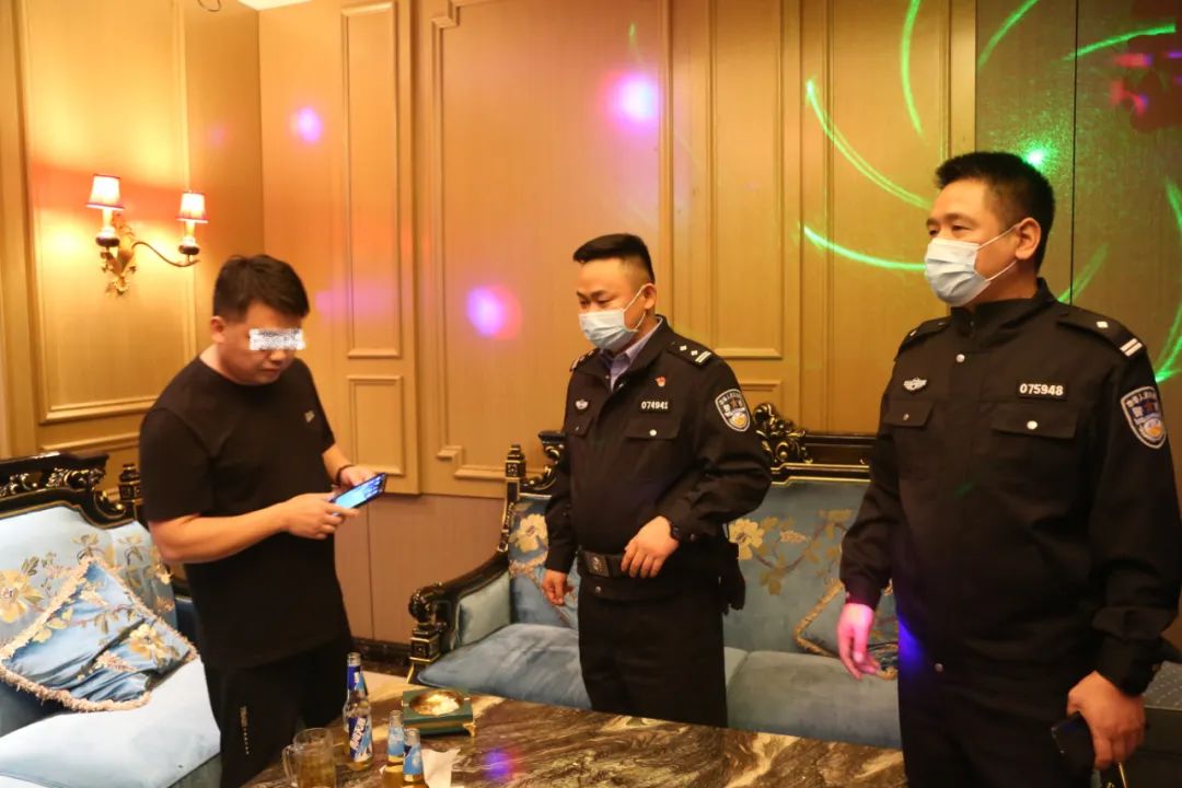 \